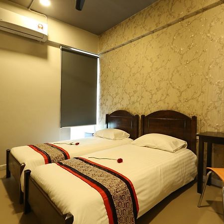 Sk Guesthouse Selayang Batu Caves Extérieur photo